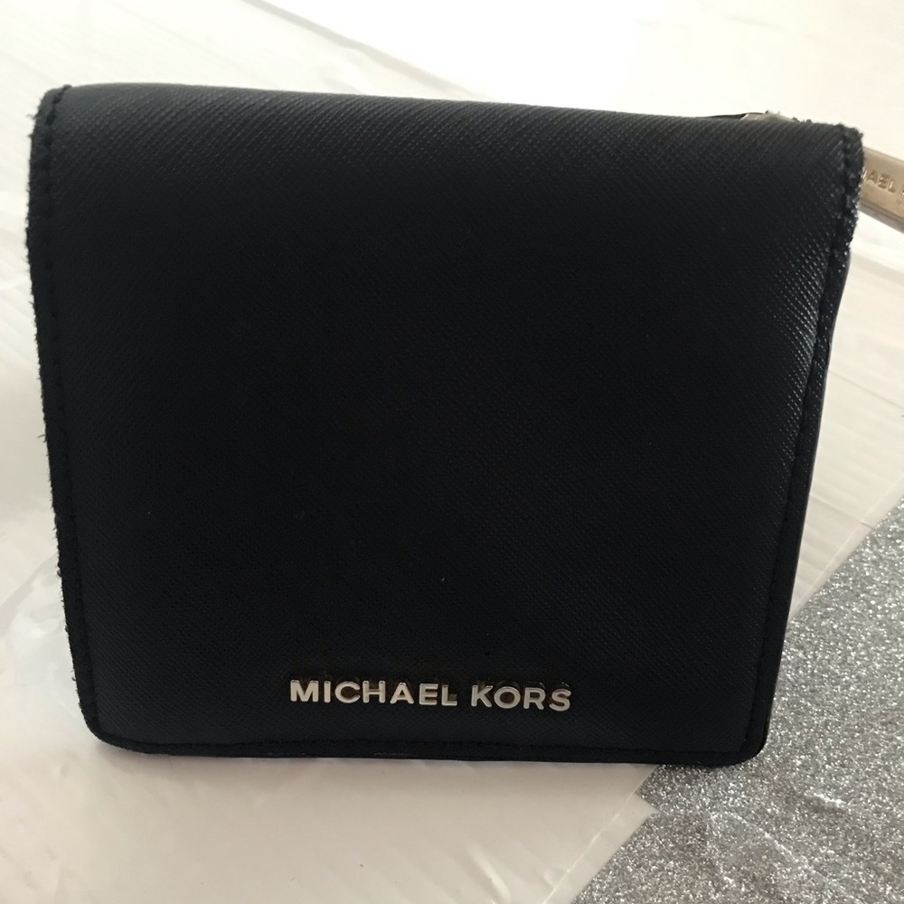 Michael Kors jet set wallet